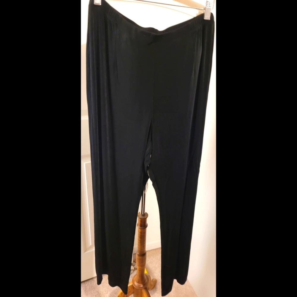 Chicos Traveler Black Pants Size 3